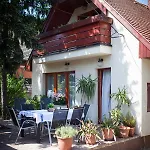 Апартаменты House 41 Шопрон