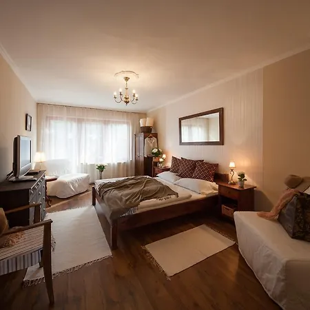 House 41 סופרון